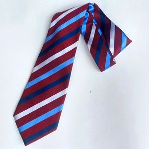 A Beautifully Patterned Protocol Tie Size (OS)